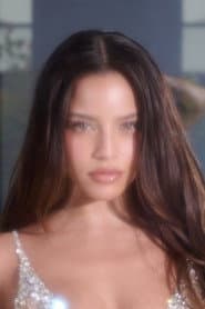 Emilia Mernes في دور Self