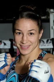 Sara McMann dans le rôle de Self
