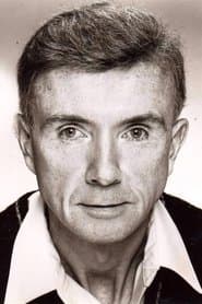 Frank Birney dans le rôle de Mr. Farragut