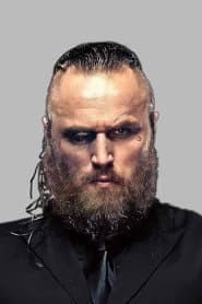 Tom Büdgen في دور Aleister Black