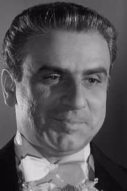 Tullio Altamura في دور Scienziato atomico