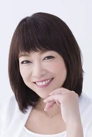 堀ちえみ dans le rôle de Chiaki-senpai (voice)