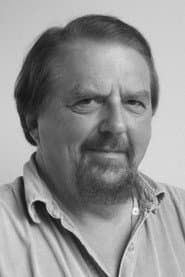 Gwynne Dyer as Self - Presenter