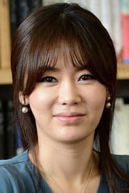Ahn Seon-yeong dans le rôle de Female Professor