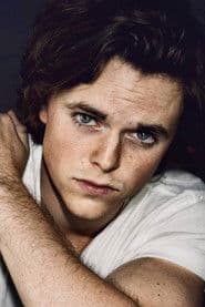 Jake Holley في دور Jake