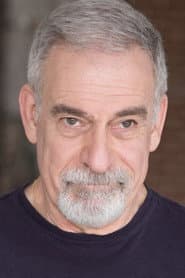 Brian Childers dans le rôle de Bishop