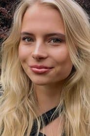 Karoline Hamm dans le rôle de Josefine