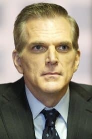 Markus Flanagan في دور Michael