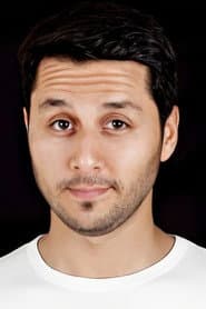 Kerem Muslugil as Otel Resepsiyonisti
