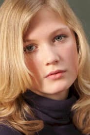 Marion Chabassol في دور Charlotte