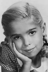 Evelyn Rudie dans le rôle de Doris Wead (uncredited)