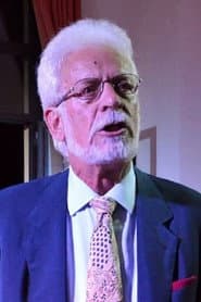 Luigi Roni في دور Simone