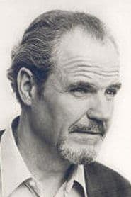 Benno Sterzenbach as Charly Gibbons