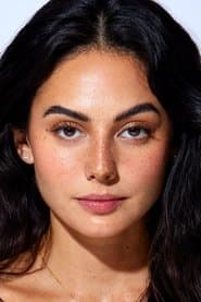 Pardis Saremi dans le rôle de Demi