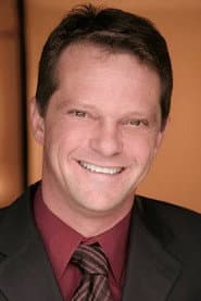 Todd Johnson as Officer Sander (uncredited)