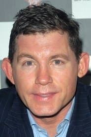 Lee Evans as Lars Smuntz