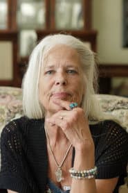 Lois Larimore as Donna McCain