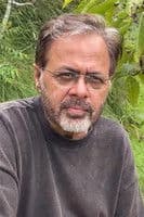 Dadhi Pandey as Avdesh Kumar