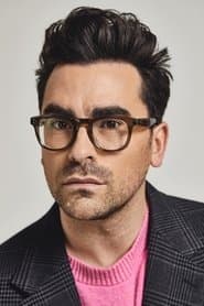 Dan Levy dans le rôle de John