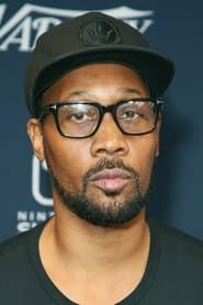RZA في دور Airport Screener