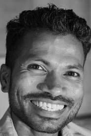 Vasanth Selvam في دور Colonel Cheran