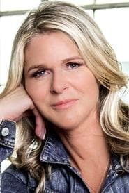 Kim DeLonghi في دور Wallace
