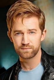 Jason Dolley dans le rôle de Connor Kennedy