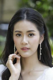 เฌอมาวีร์ สุวรรณภาณุโชค dans le rôle de Zhao Lu Shi