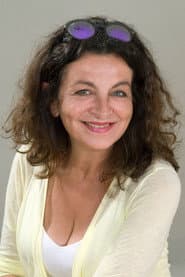 Viktoria Schubert as Clara