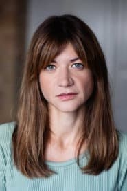 Julia Rosa Peer في دور Mrs. Veltmaier