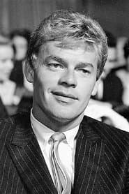 Skip Ward as Steve Early