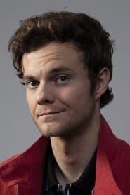 Jack Quaid dans le rôle de Marty Comer