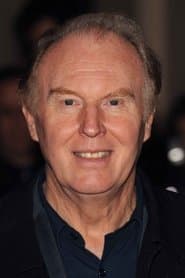 Tim Pigott-Smith dans le rôle de Frederick Sackville-Bagg (voice)