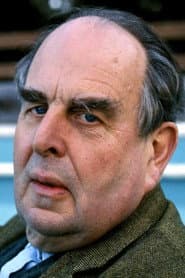 Robert Morley في دور Elias Appleby