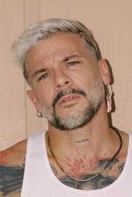 Pedro Capó dans le rôle de Giovanny