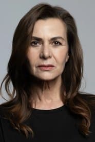 Hatice Aslan as Lale