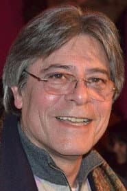Carlos Quintas dans le rôle de António