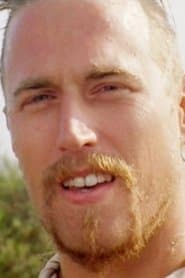 Chris Pedersen في دور Red