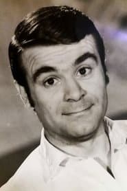 Giorgos Papazisis as Thanasis