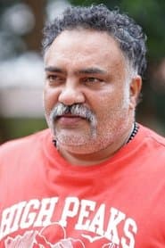 Vineeth Thattil David dans le rôle de Simon