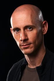 Jim Macie as Refugee