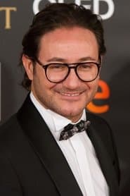 Carlos Santos as Eduardo