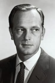 Barry Atwater dans le rôle de Captain Warner