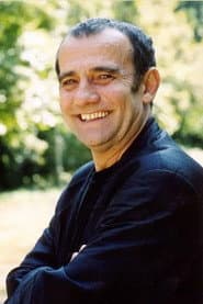 Albert Kitzl في دور Stephan Figura