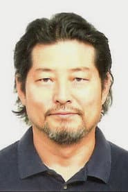 도용구 dans le rôle de Han-kyung's Stepfather