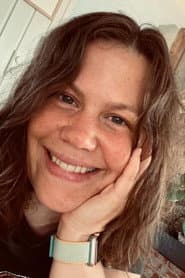 Ingrid Lykkeslet Strømskag as Trollet (voice)