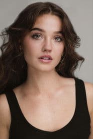 Ryann Bailey dans le rôle de Arlin