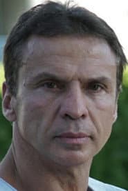 Tihomir Vinchev في دور The Russian's Handler