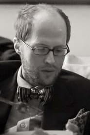 Eric Chase Anderson في دور Kristofferson Silverfox (voice)