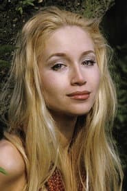 Lyne Chardonnet dans le rôle de Arabelle Minxit